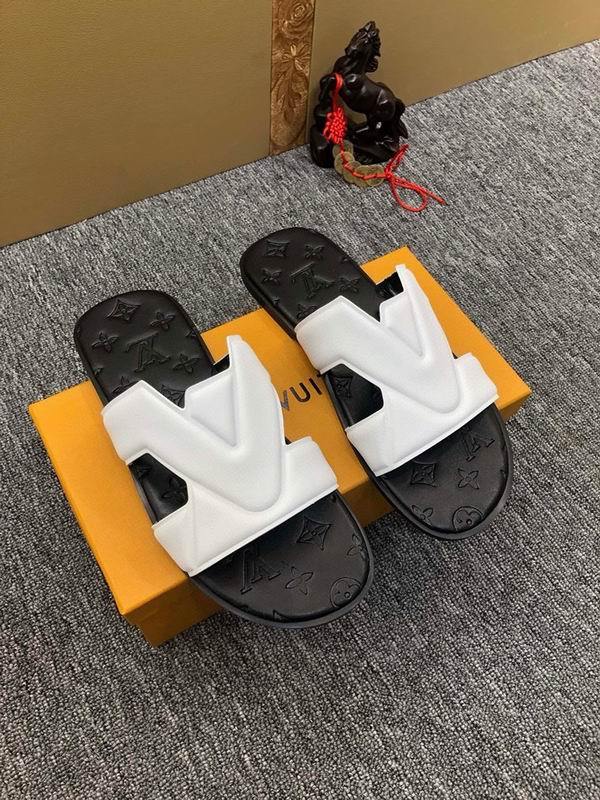 LV Men's Slippers 452